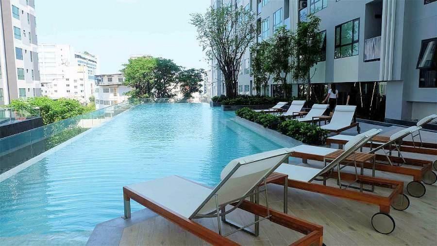 The Base Central Pattaya By Pattaya Holiday ภายนอก รูปภาพ