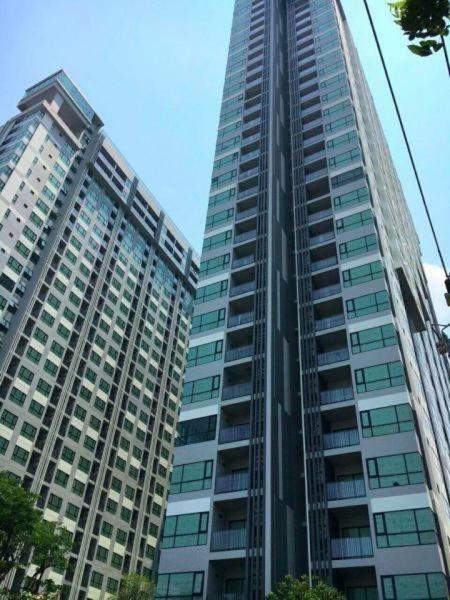 The Base Central Pattaya By Pattaya Holiday ภายนอก รูปภาพ